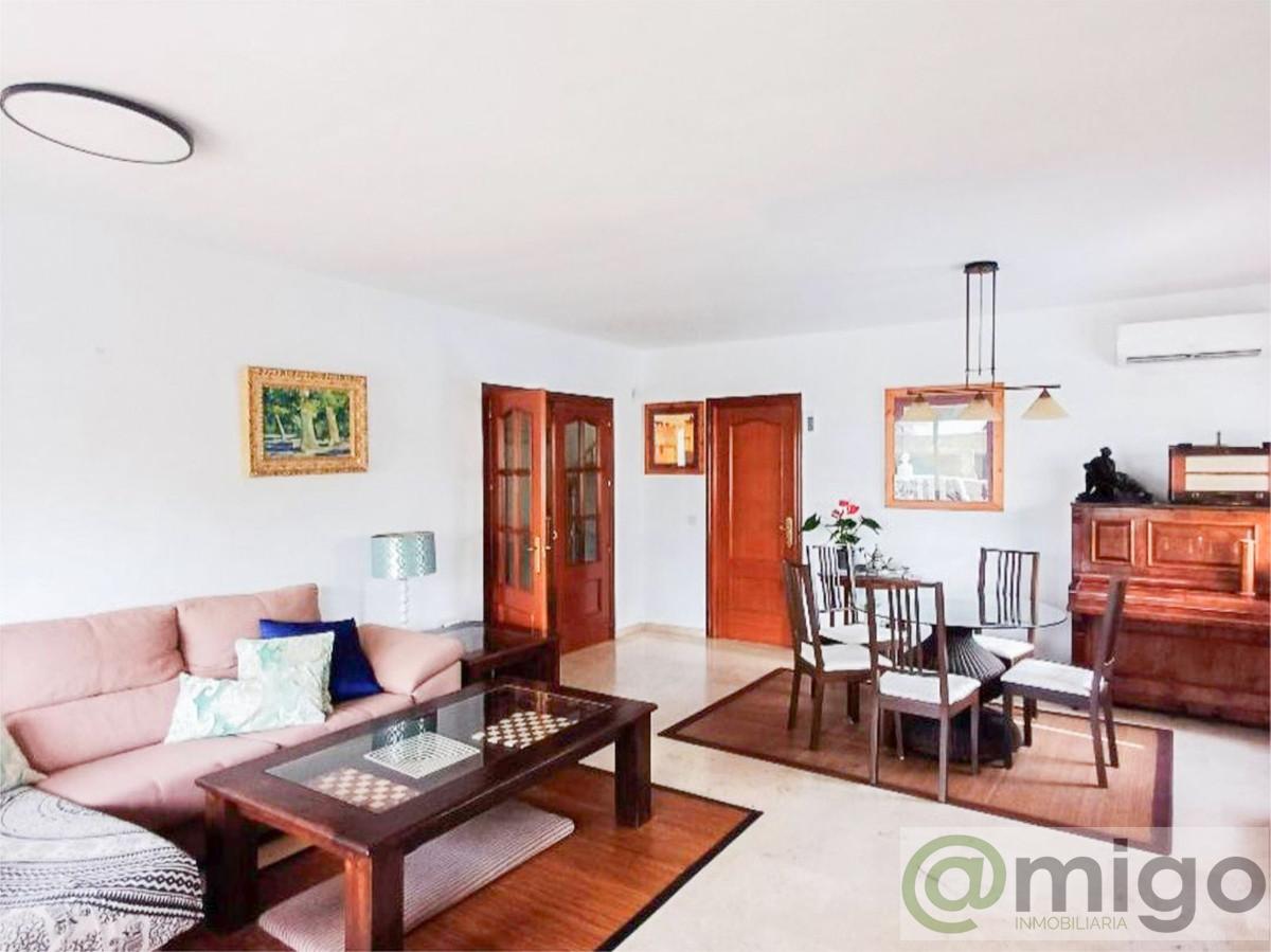 Venta de villa en Calahonda