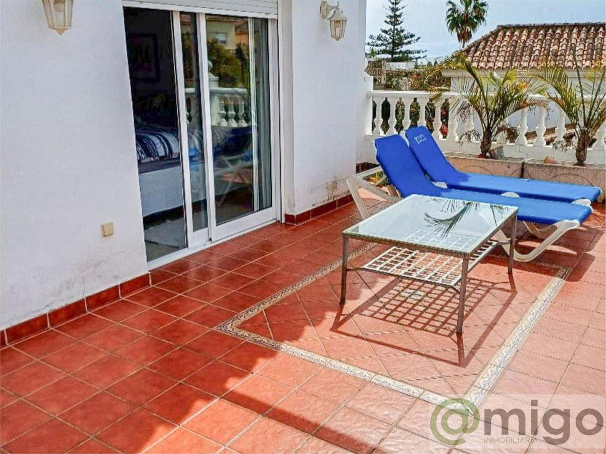 Venta de villa en Calahonda