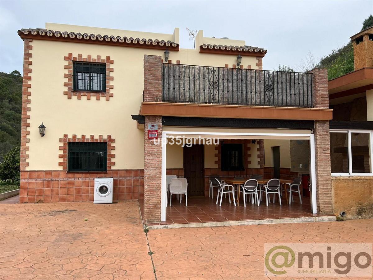 Venta de villa en Estepona