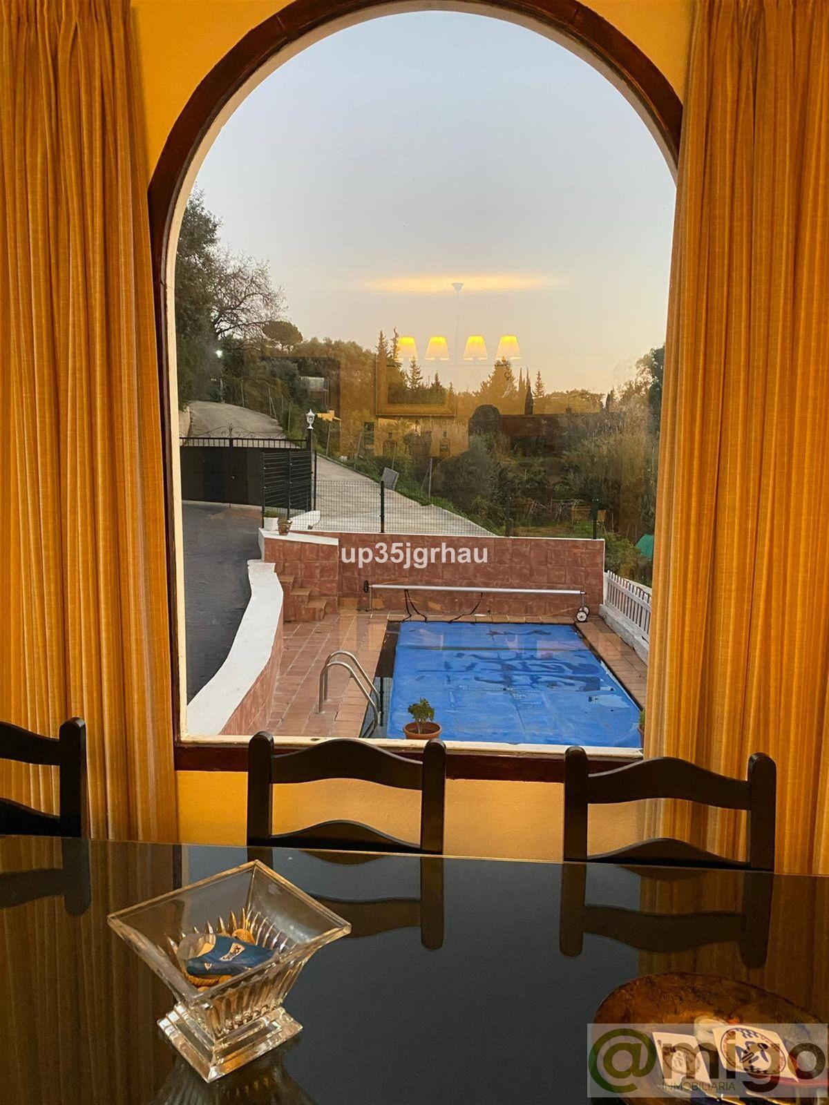 Venta de villa en Estepona