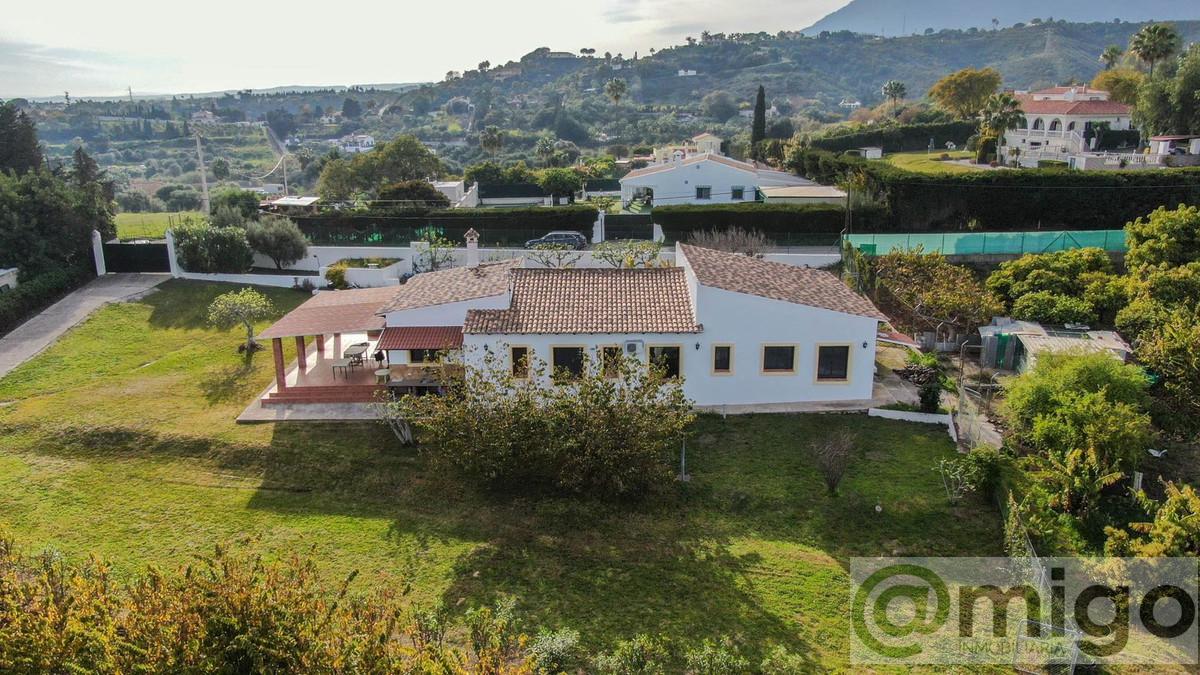 Venta de villa en Estepona
