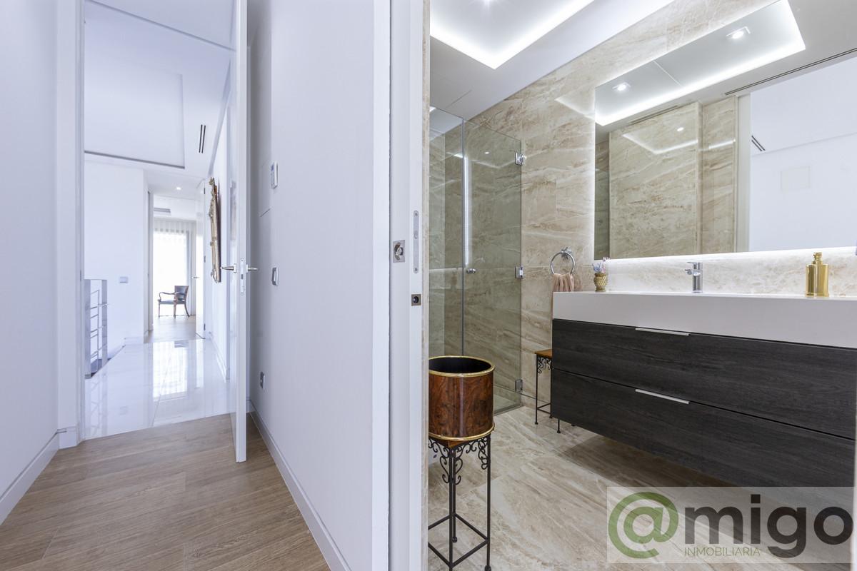 For sale of villa in Marbella