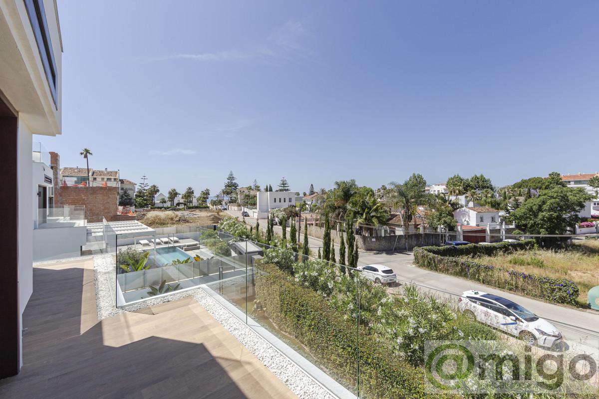 For sale of villa in Marbella