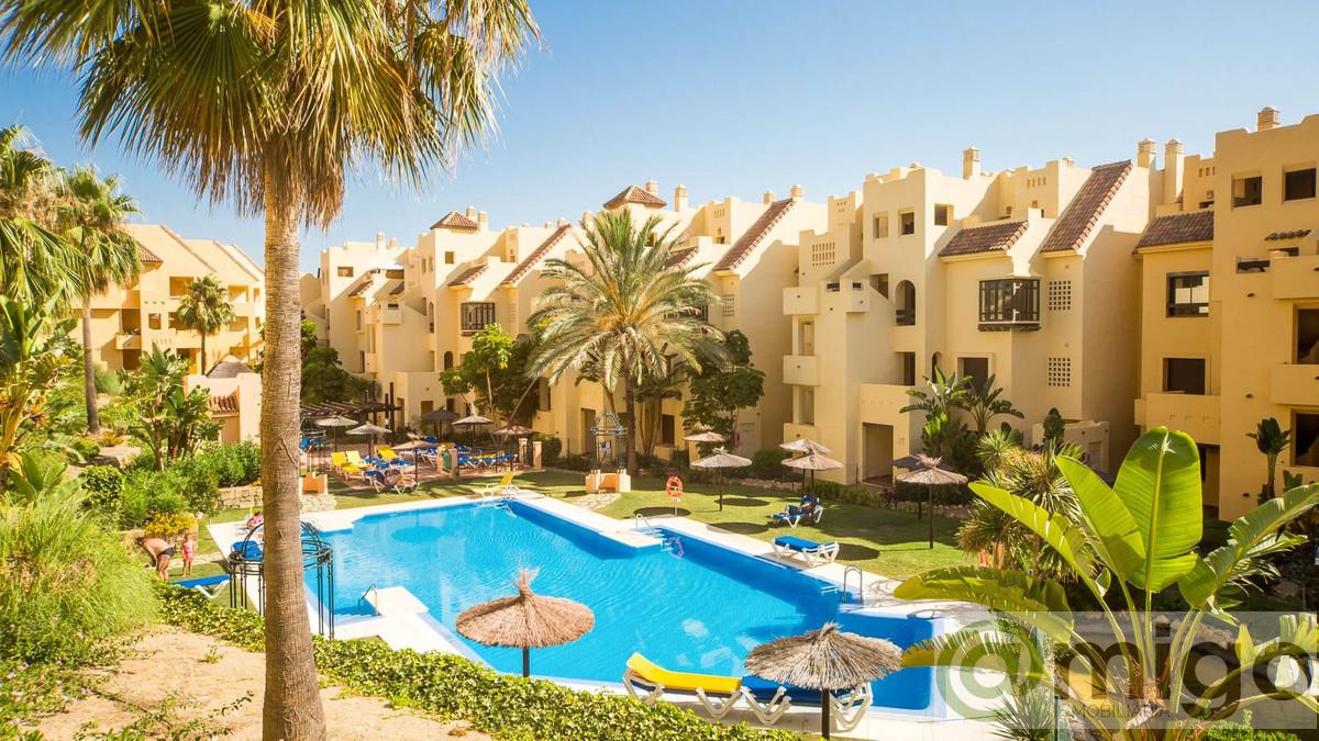 Venta de Ático en La Duquesa