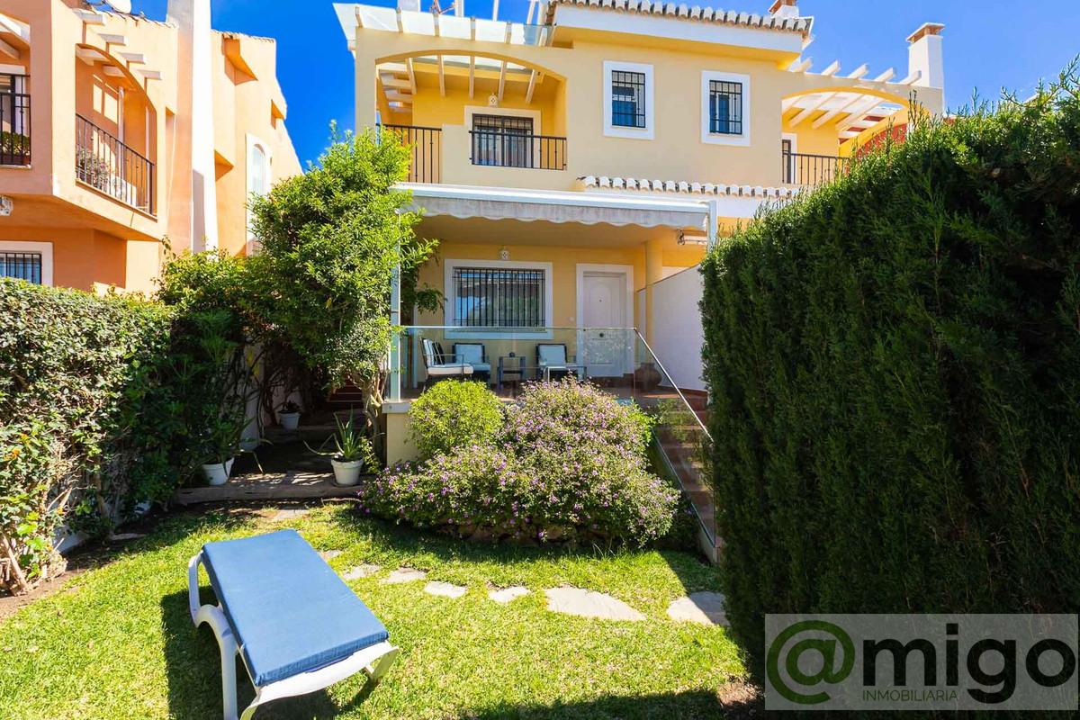 Venta de villa en Costabella