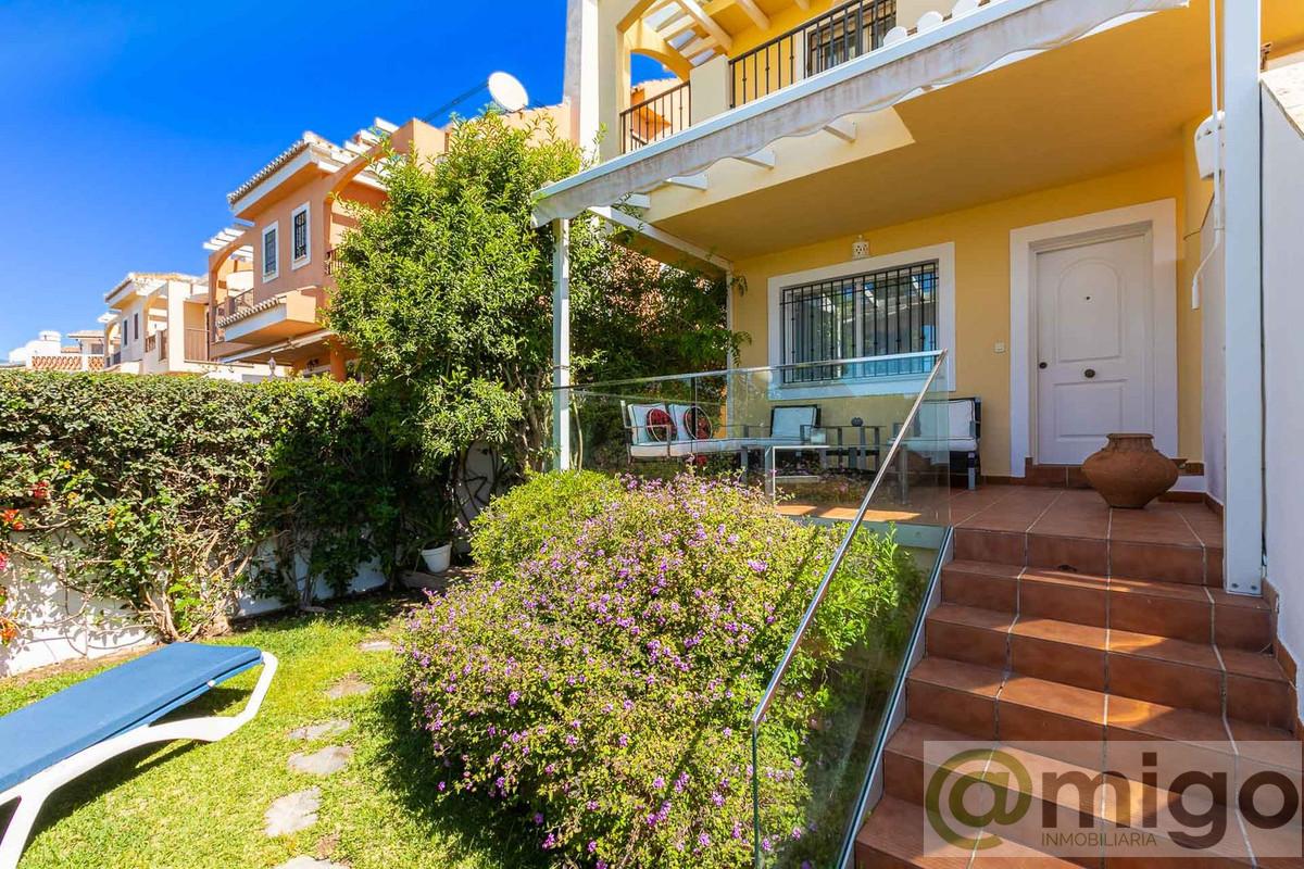 Venta de villa en Costabella
