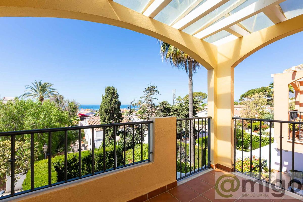 Venta de villa en Costabella