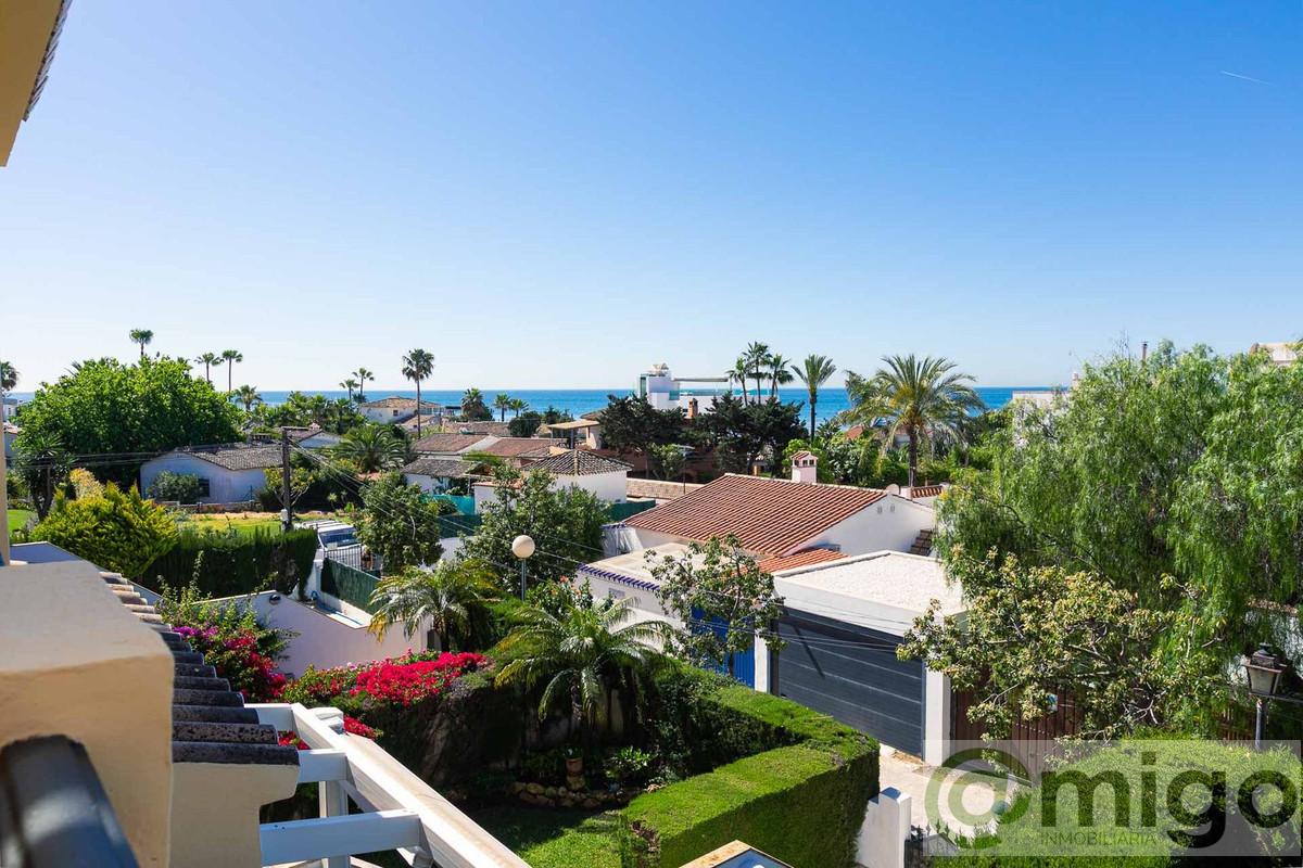 Venta de villa en Costabella