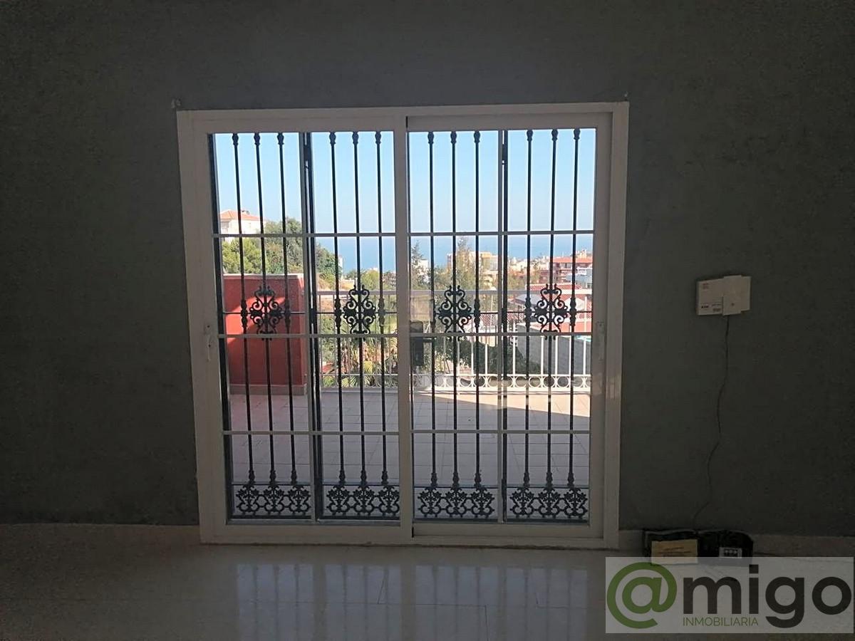 For sale of villa in Fuengirola