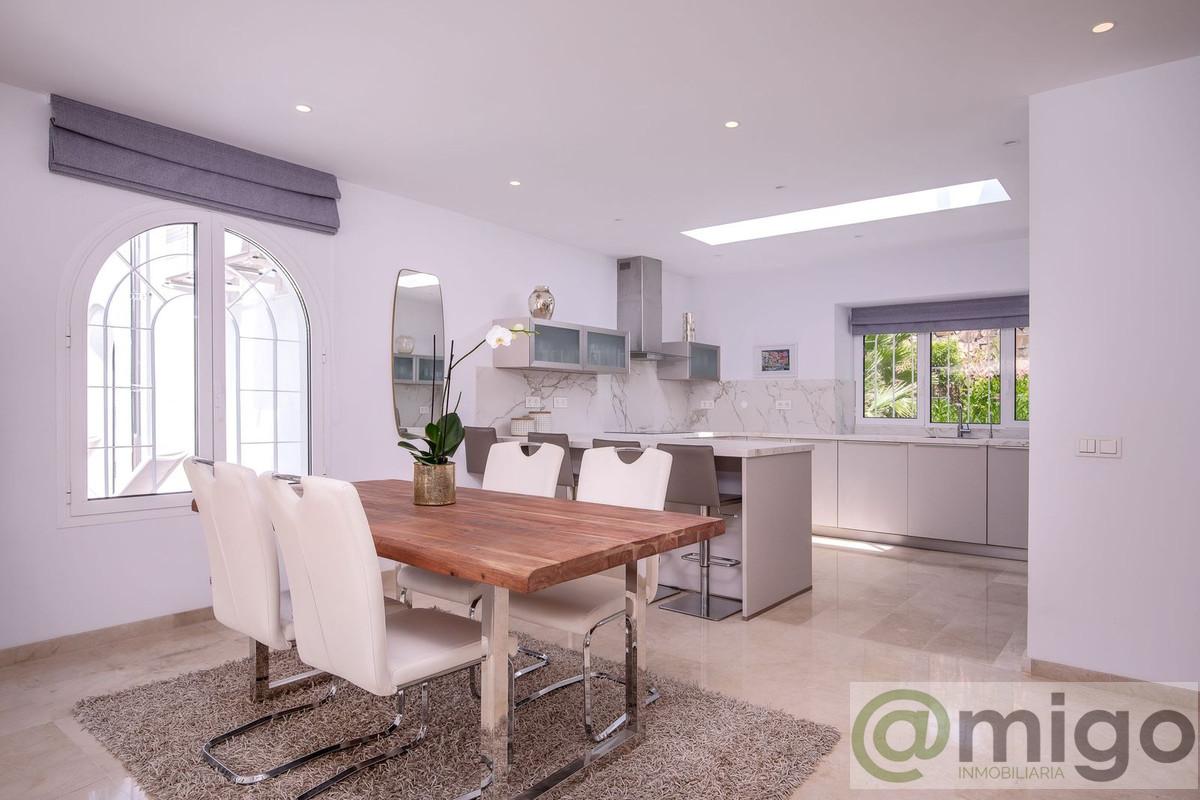 Venta de villa en El Paraiso