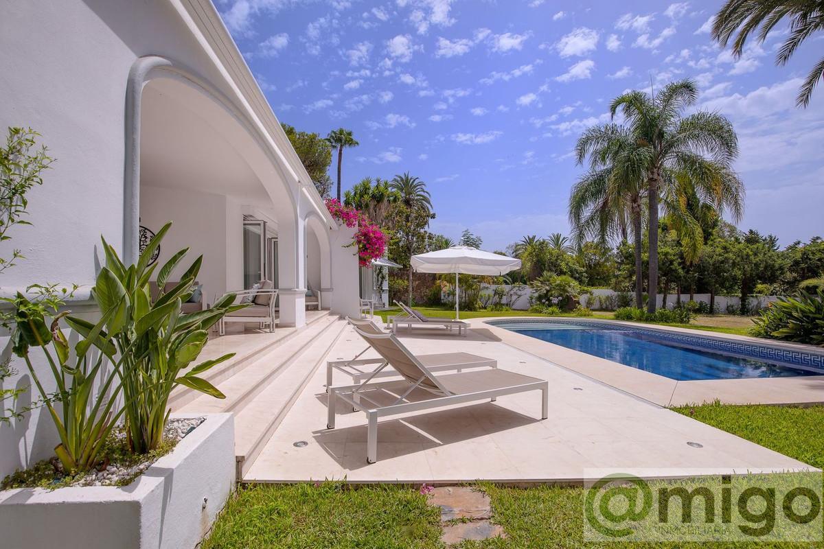 Venta de villa en El Paraiso