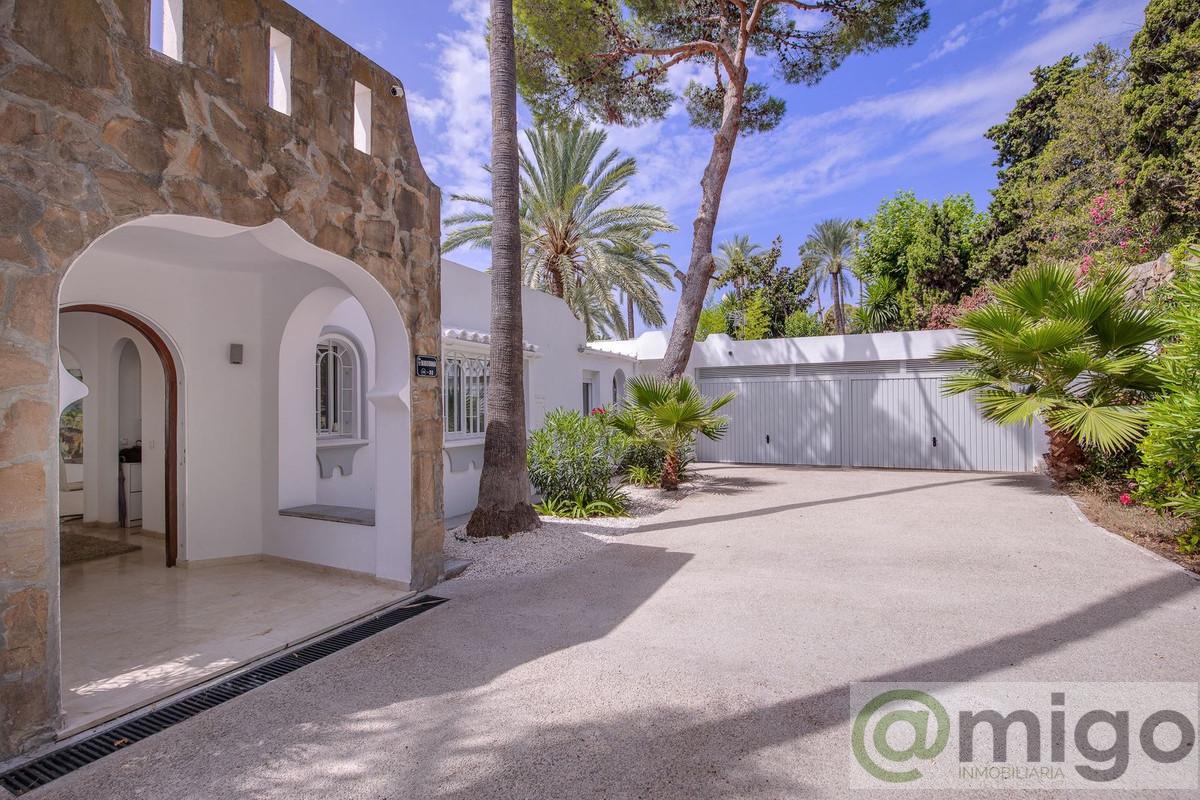 Venta de villa en El Paraiso