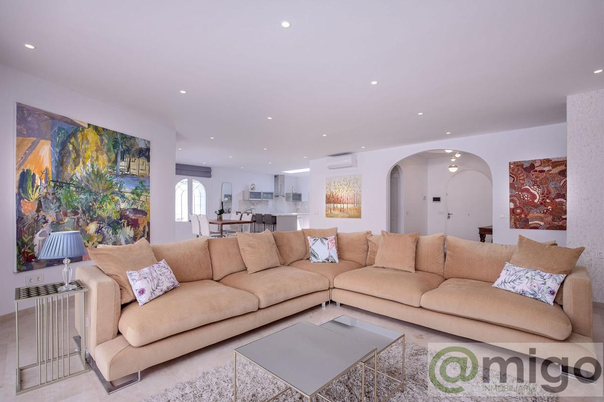 Venta de villa en El Paraiso