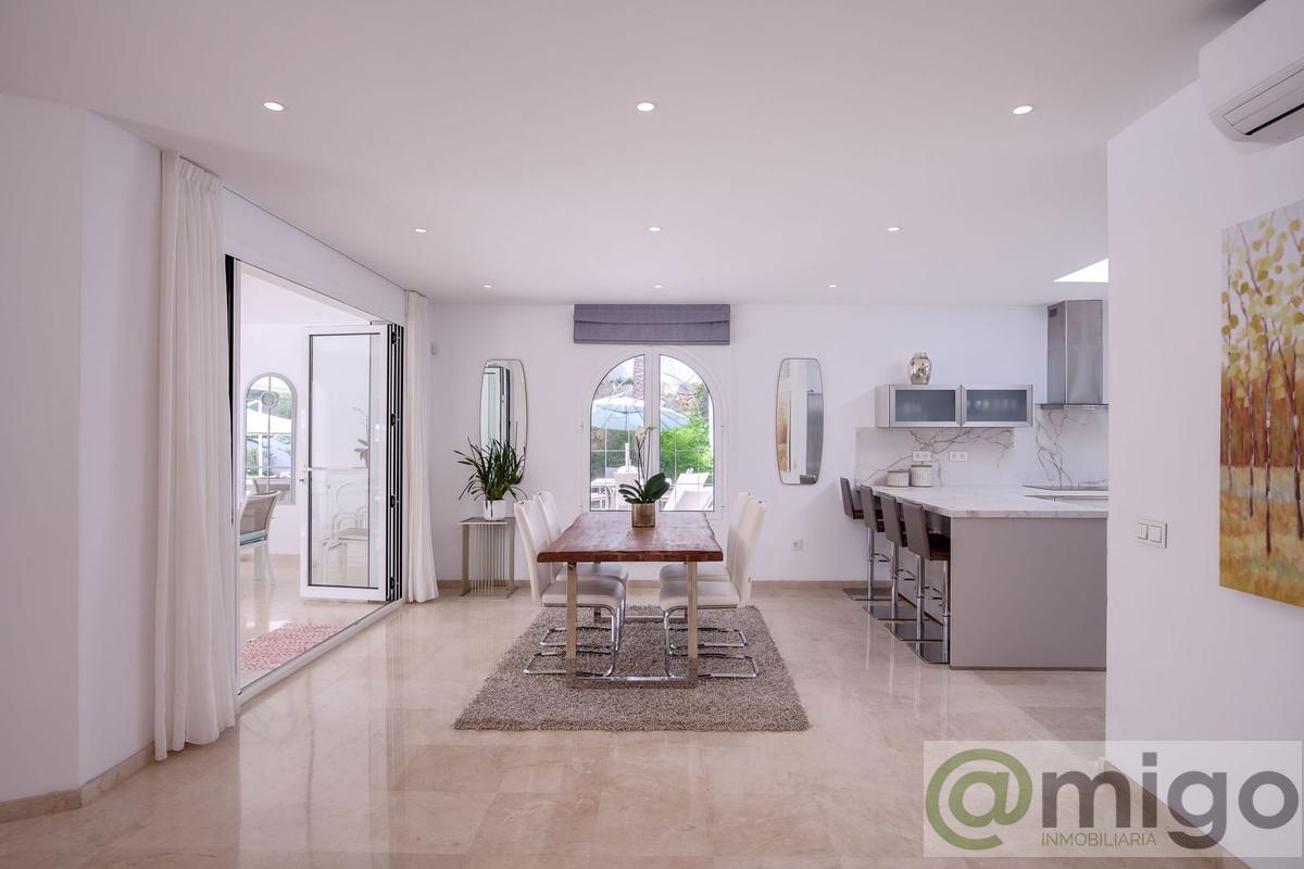 Venta de villa en El Paraiso