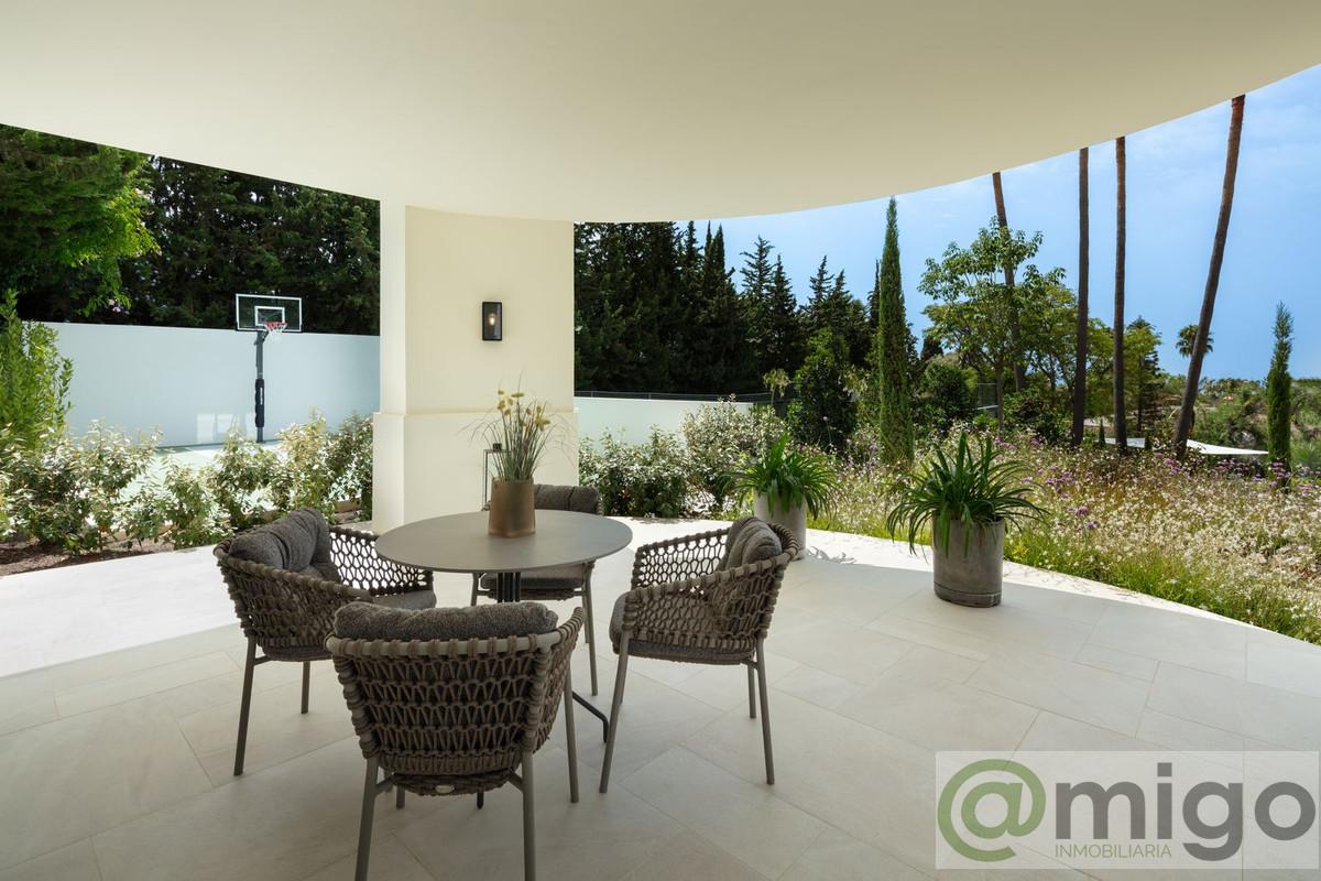 For sale of villa in Marbella