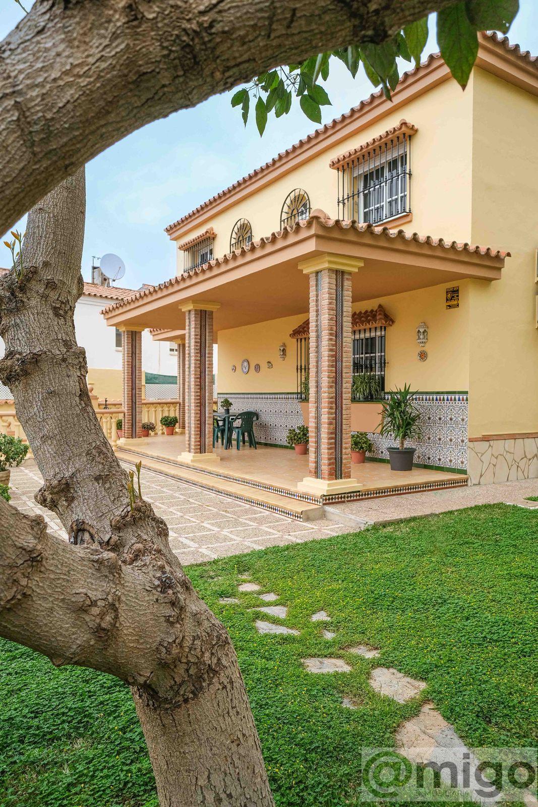 Venta de villa en Las Lagunas