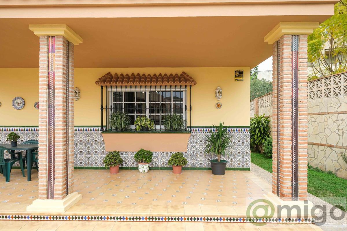 Venta de villa en Las Lagunas