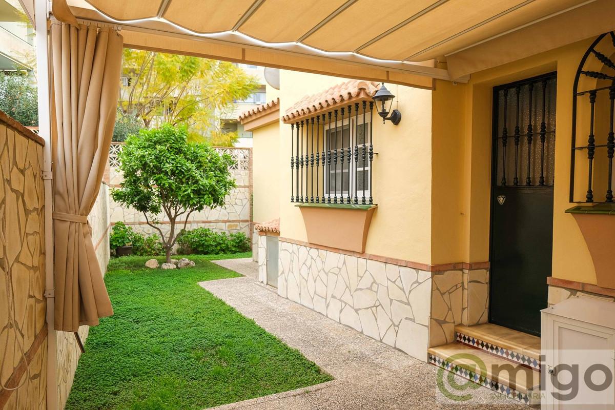 Venta de villa en Las Lagunas