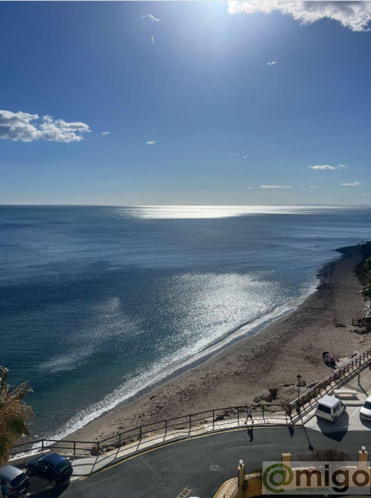 For sale of penthouse in Calahonda
