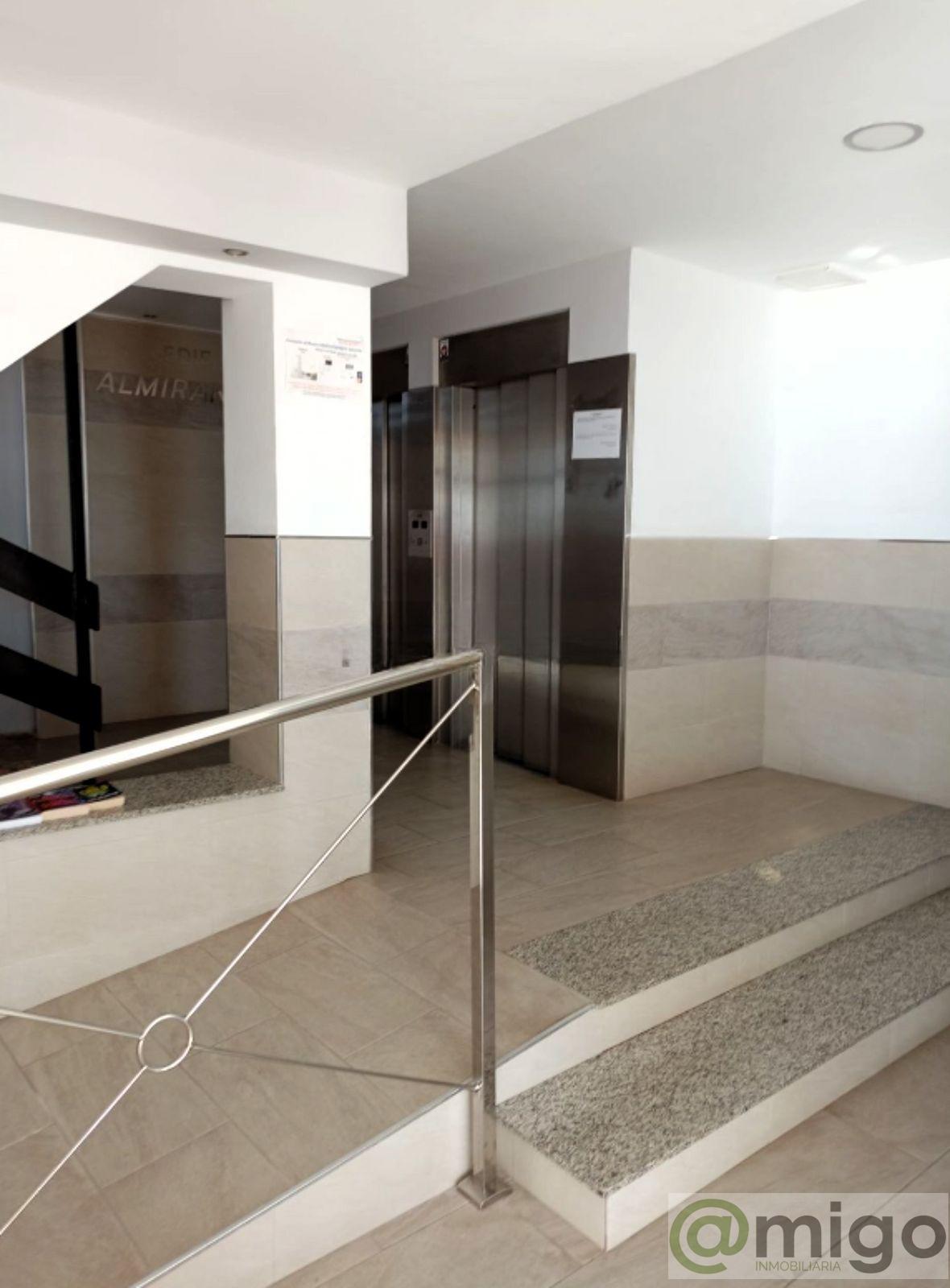 For sale of penthouse in Calahonda