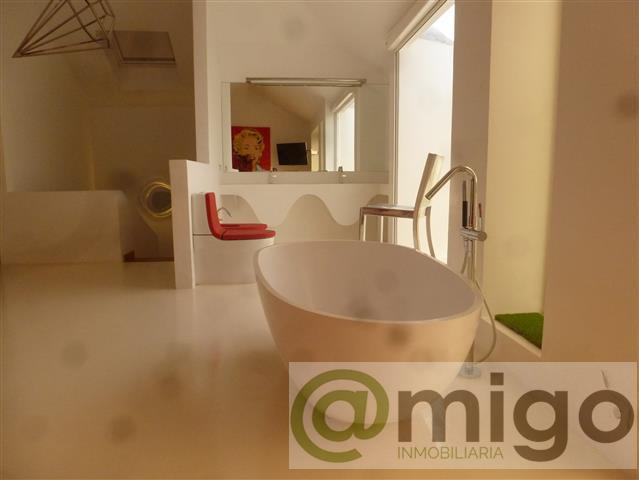 For sale of penthouse in Marbella