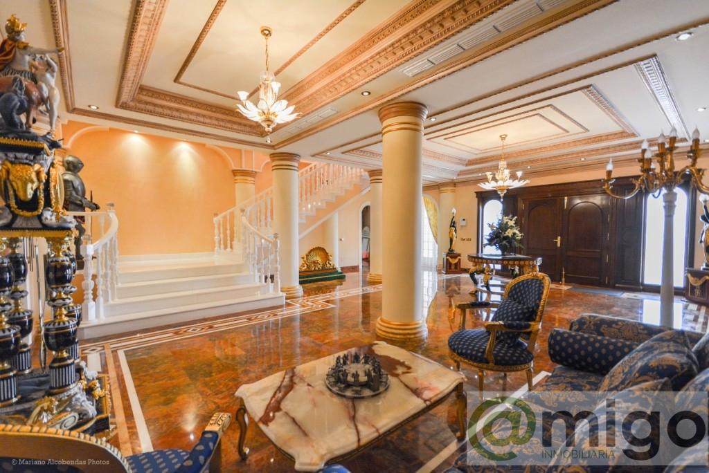 Venta de villa en Benalmadena