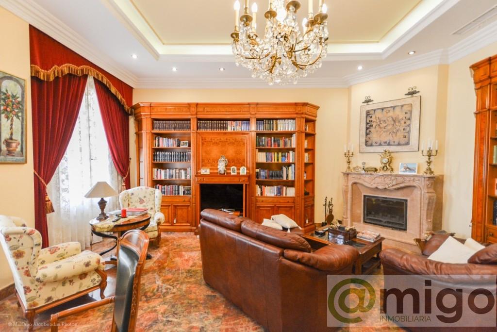 Venta de villa en Benalmadena