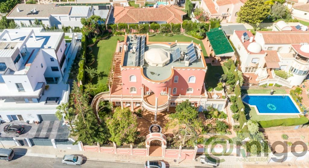 Venta de villa en Benalmadena