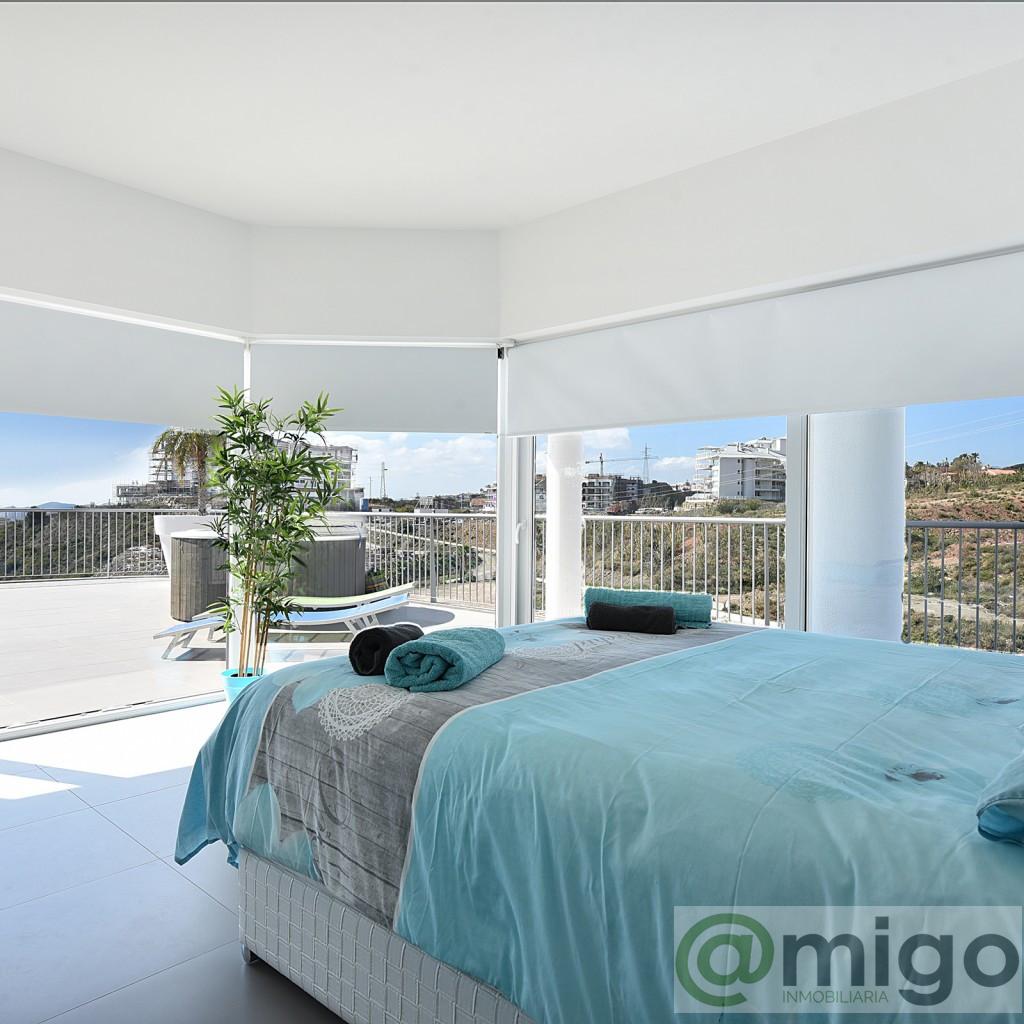 Продажа от

 Пентхаус на Benalmadena Costa