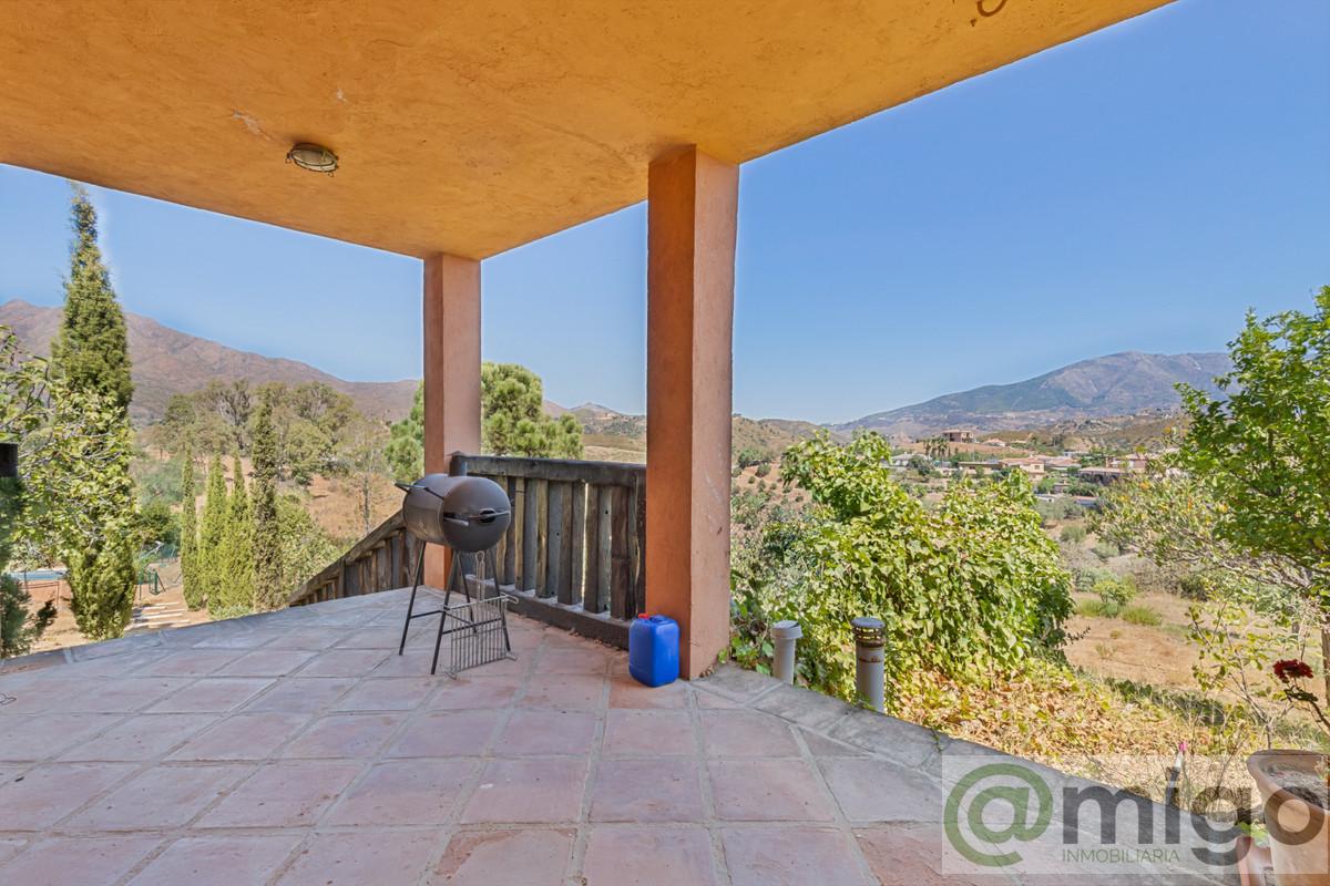 For sale of villa in Mijas Costa
