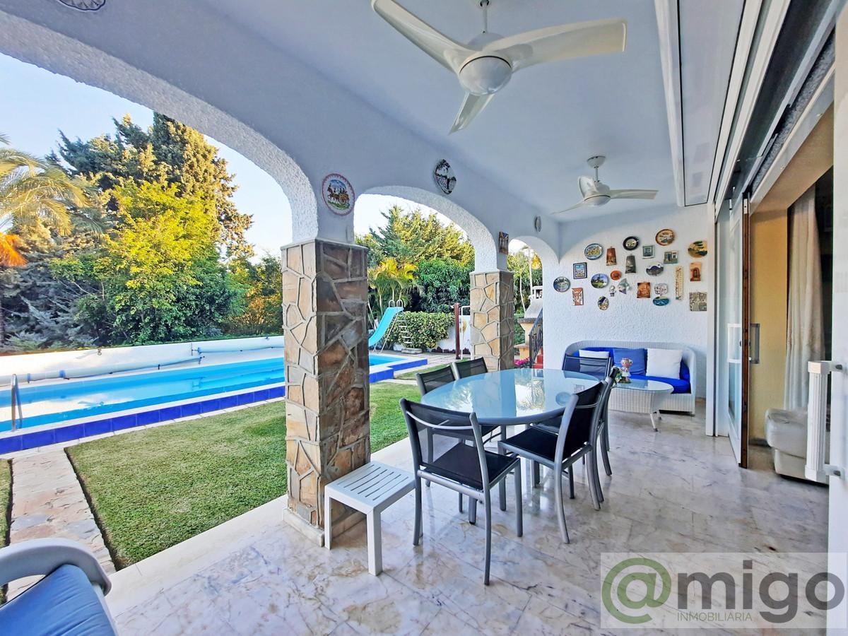 Venta de villa en Benalmadena Costa