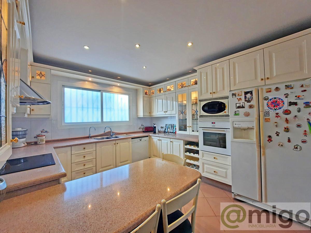 Venta de villa en Benalmadena Costa