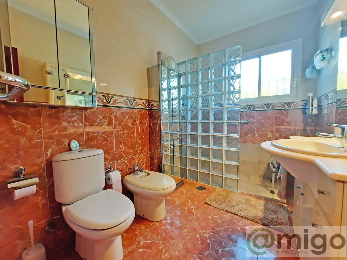 Venta de villa en Benalmadena Costa