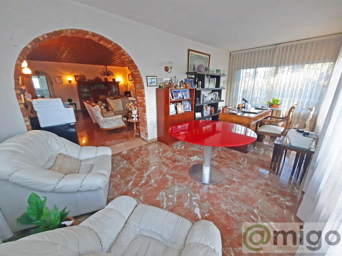 Venta de villa en Benalmadena Costa