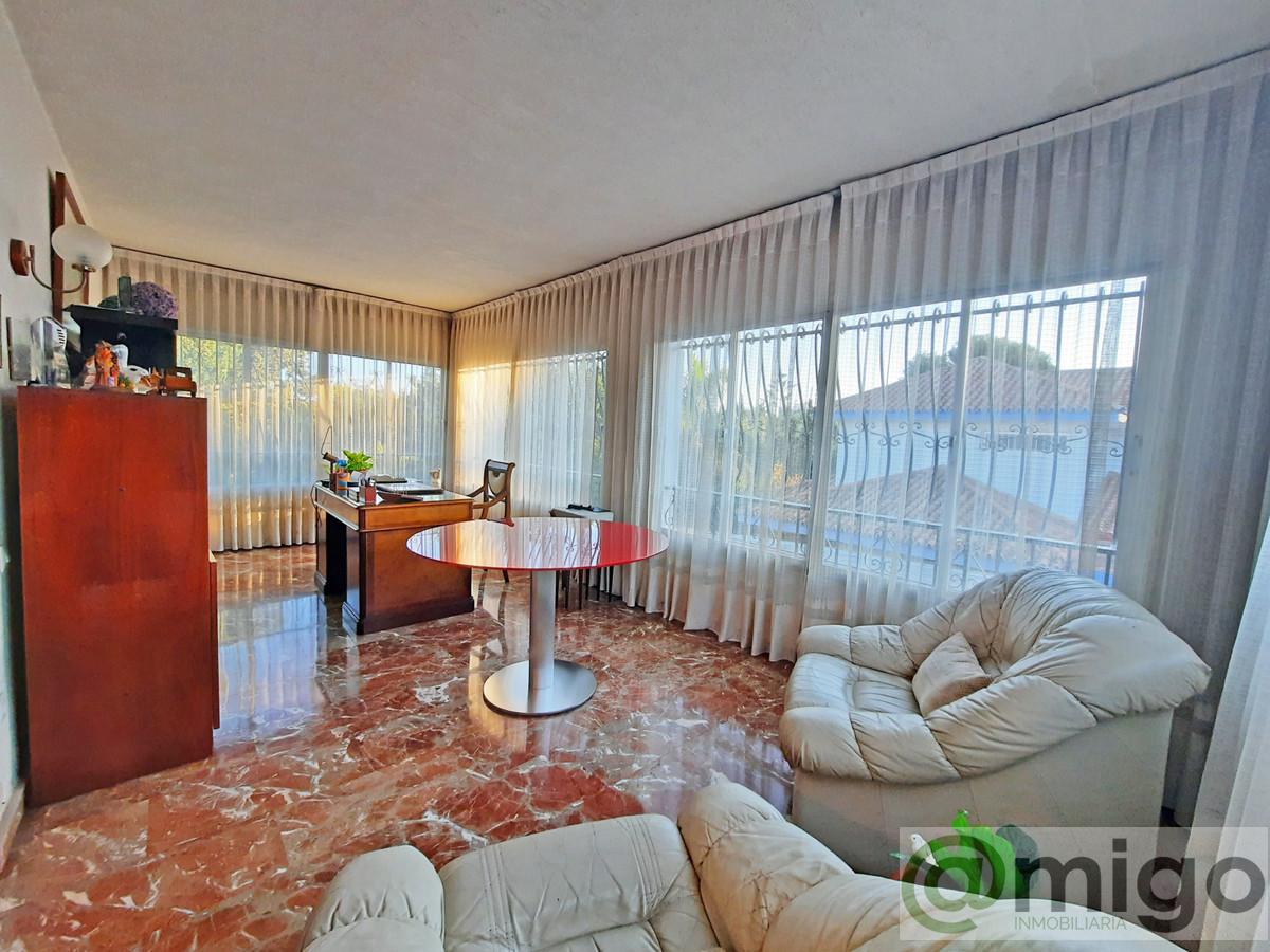 Venta de villa en Benalmadena Costa