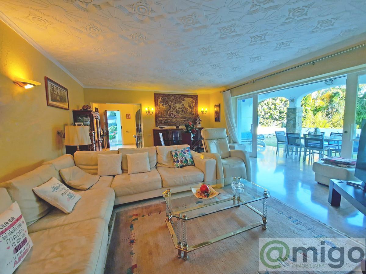 Venta de villa en Benalmadena Costa