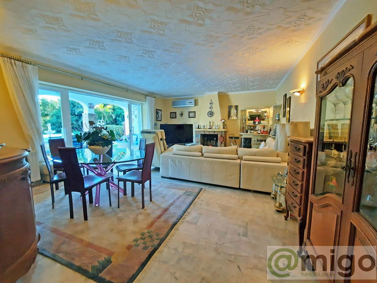 Venta de villa en Benalmadena Costa