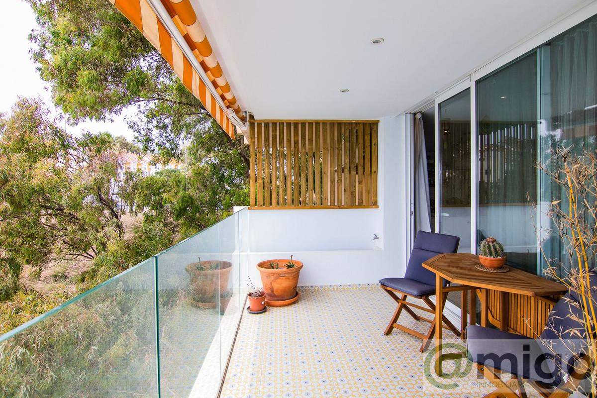 For sale of apartment in Benalmadena Costa