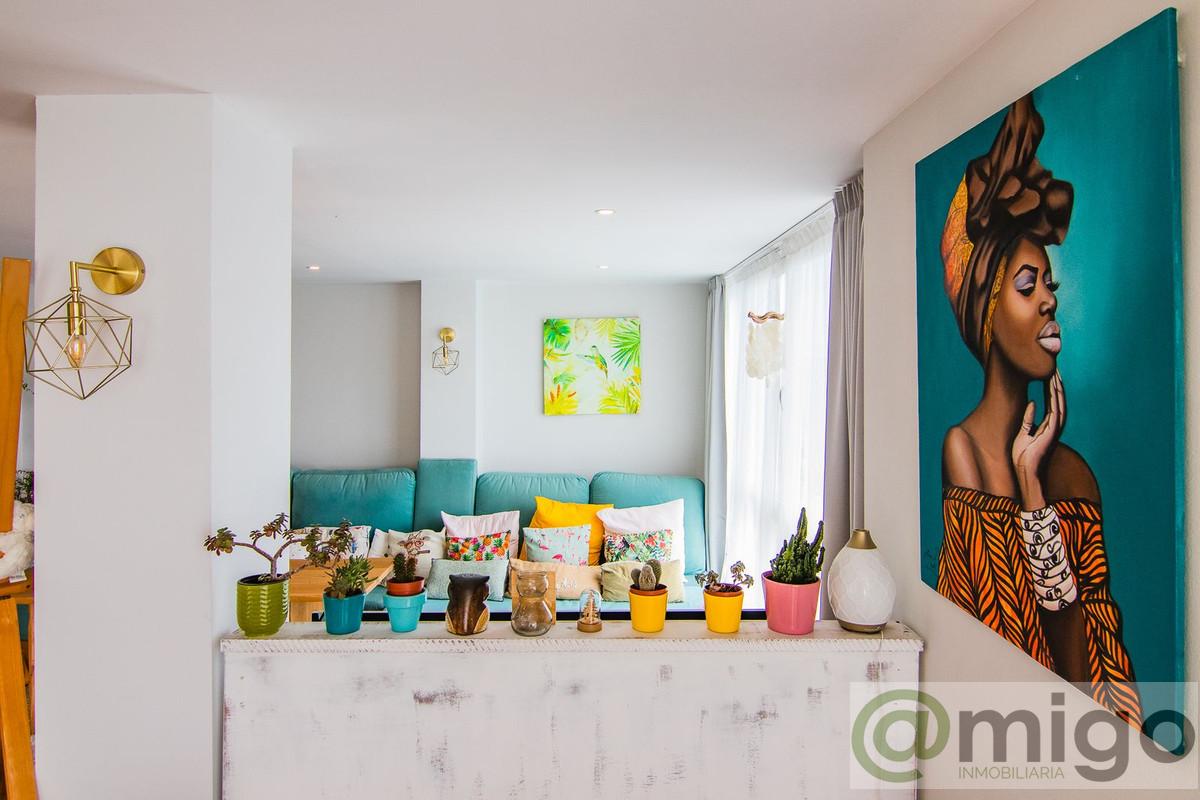 For sale of apartment in Benalmadena Costa