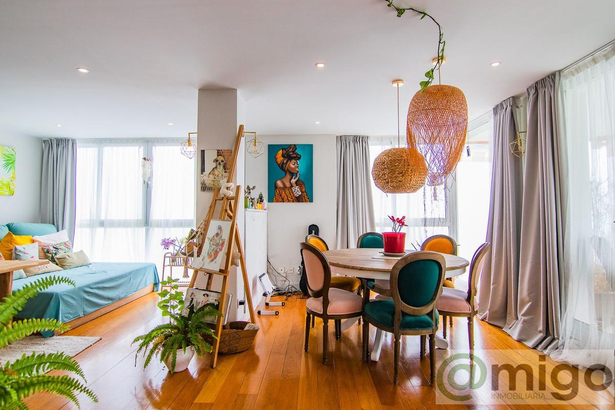 For sale of apartment in Benalmadena Costa