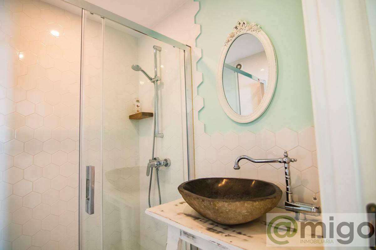 For sale of apartment in Benalmadena Costa