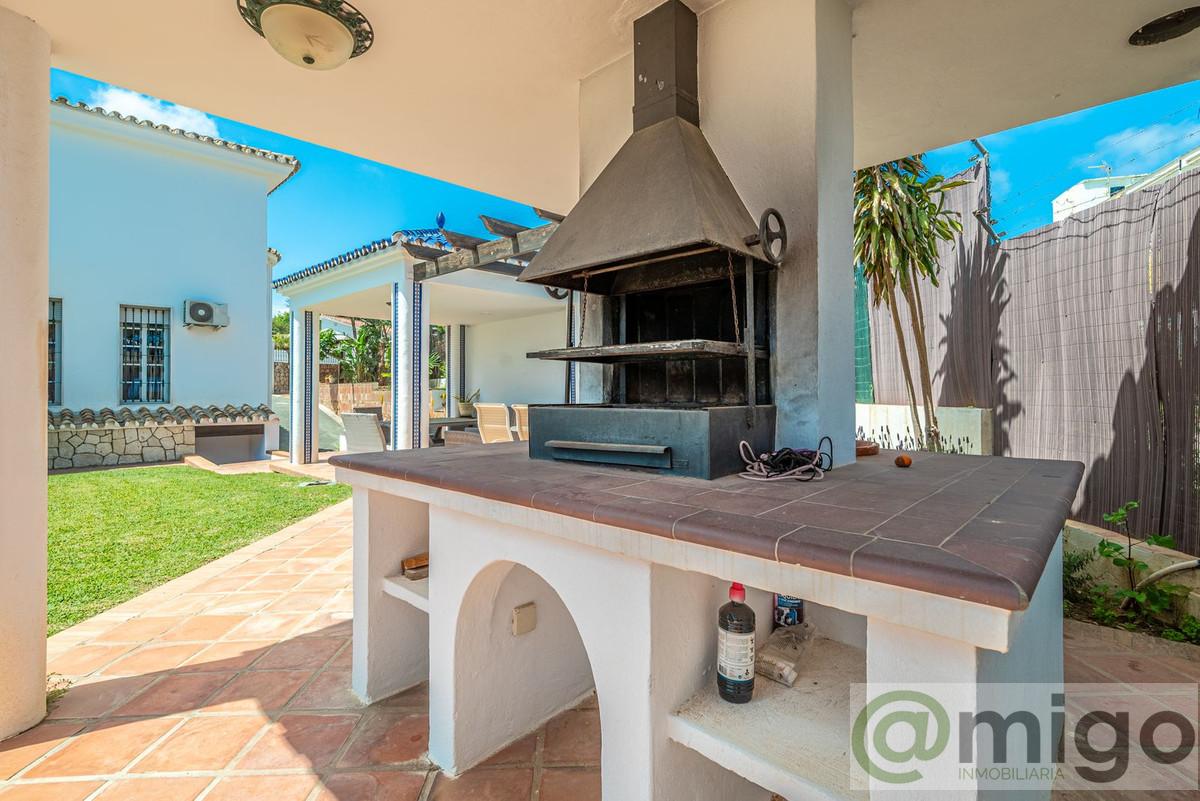 Venta de villa en Benalmadena