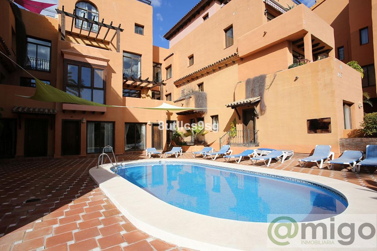For sale of apartment in Estepona