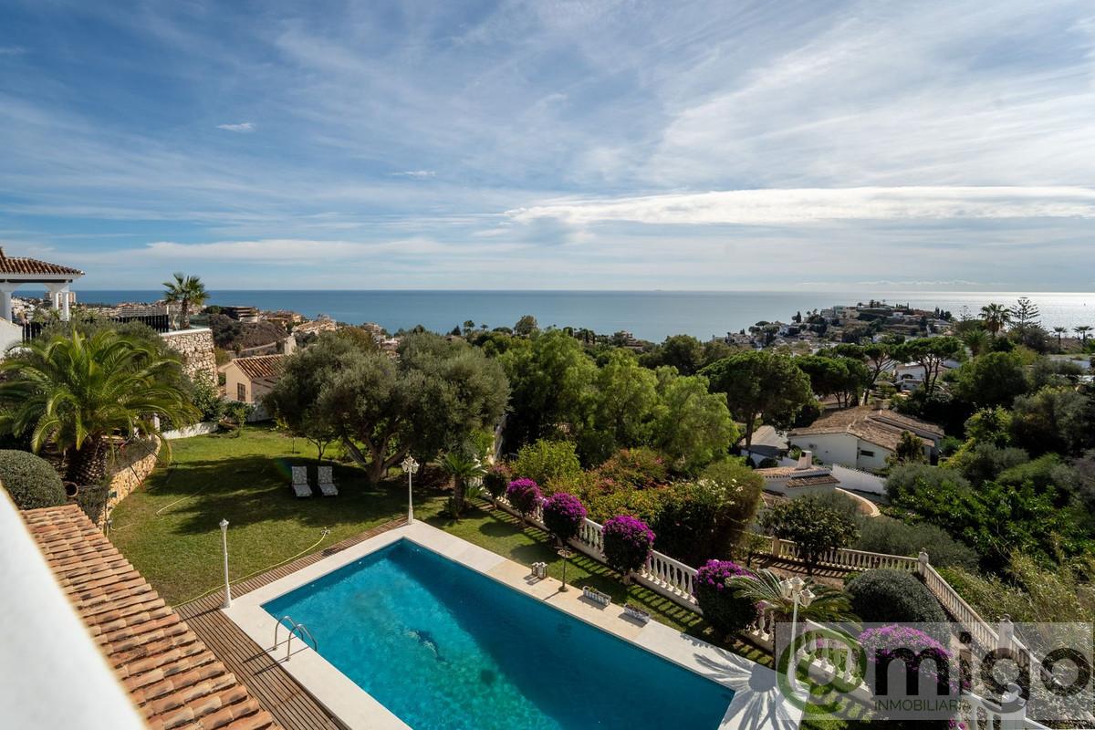 Venta de villa en Benalmadena Costa