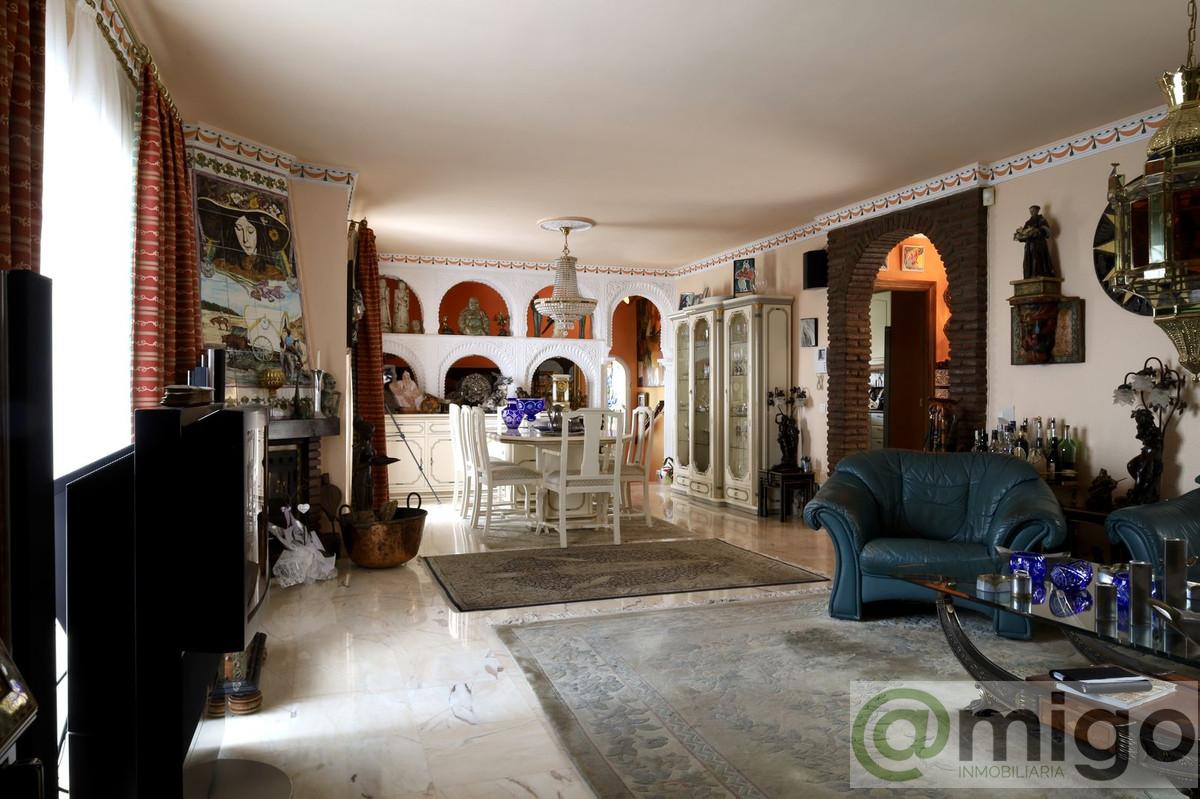 Venta de villa en Benalmadena Costa