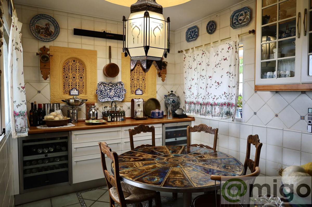 Venta de villa en Benalmadena Costa