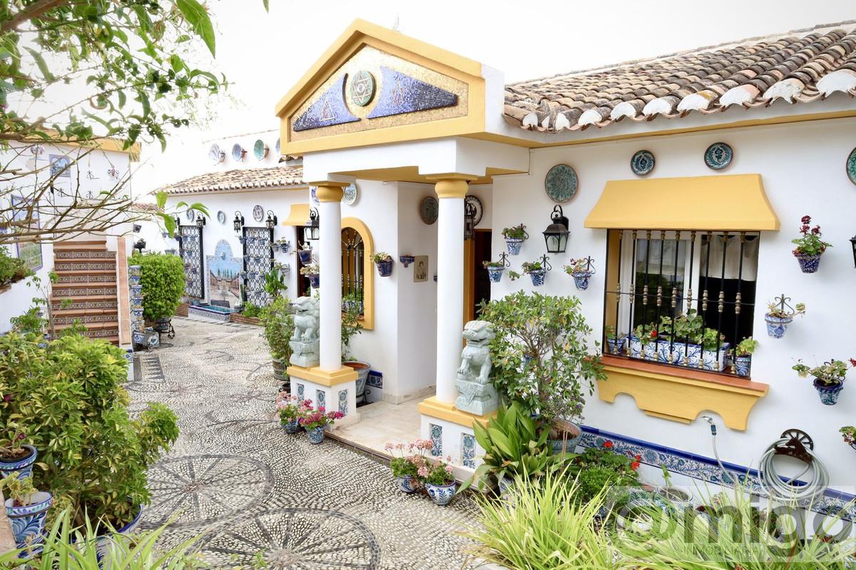 Venta de villa en Benalmadena Costa