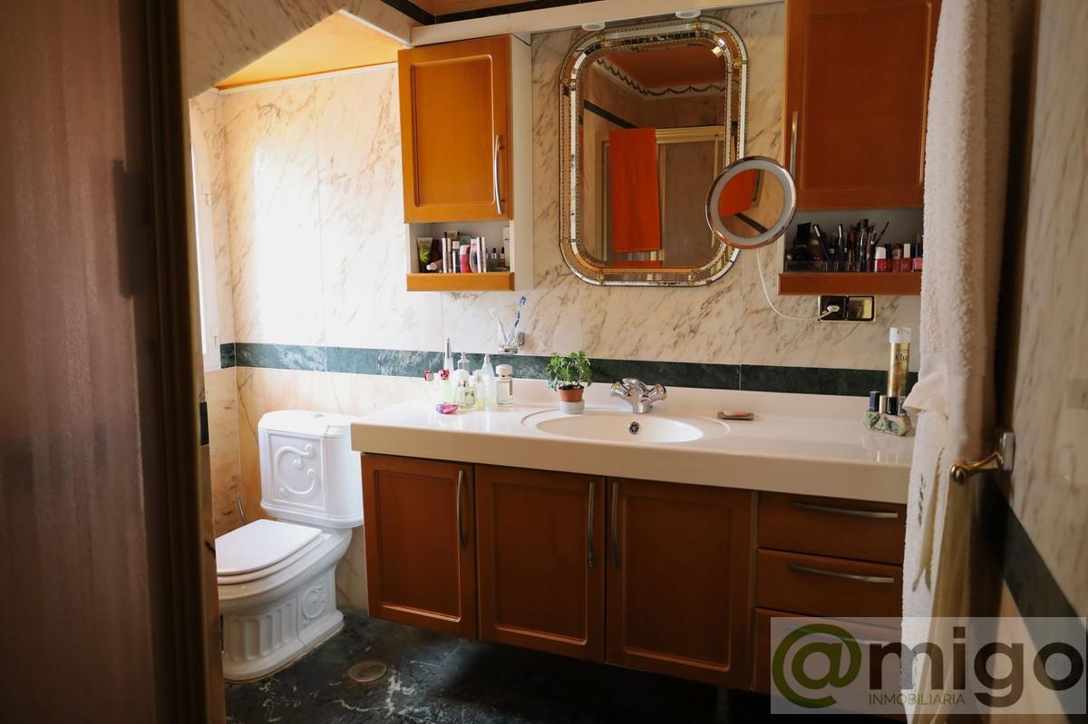 Venta de villa en Benalmadena Costa