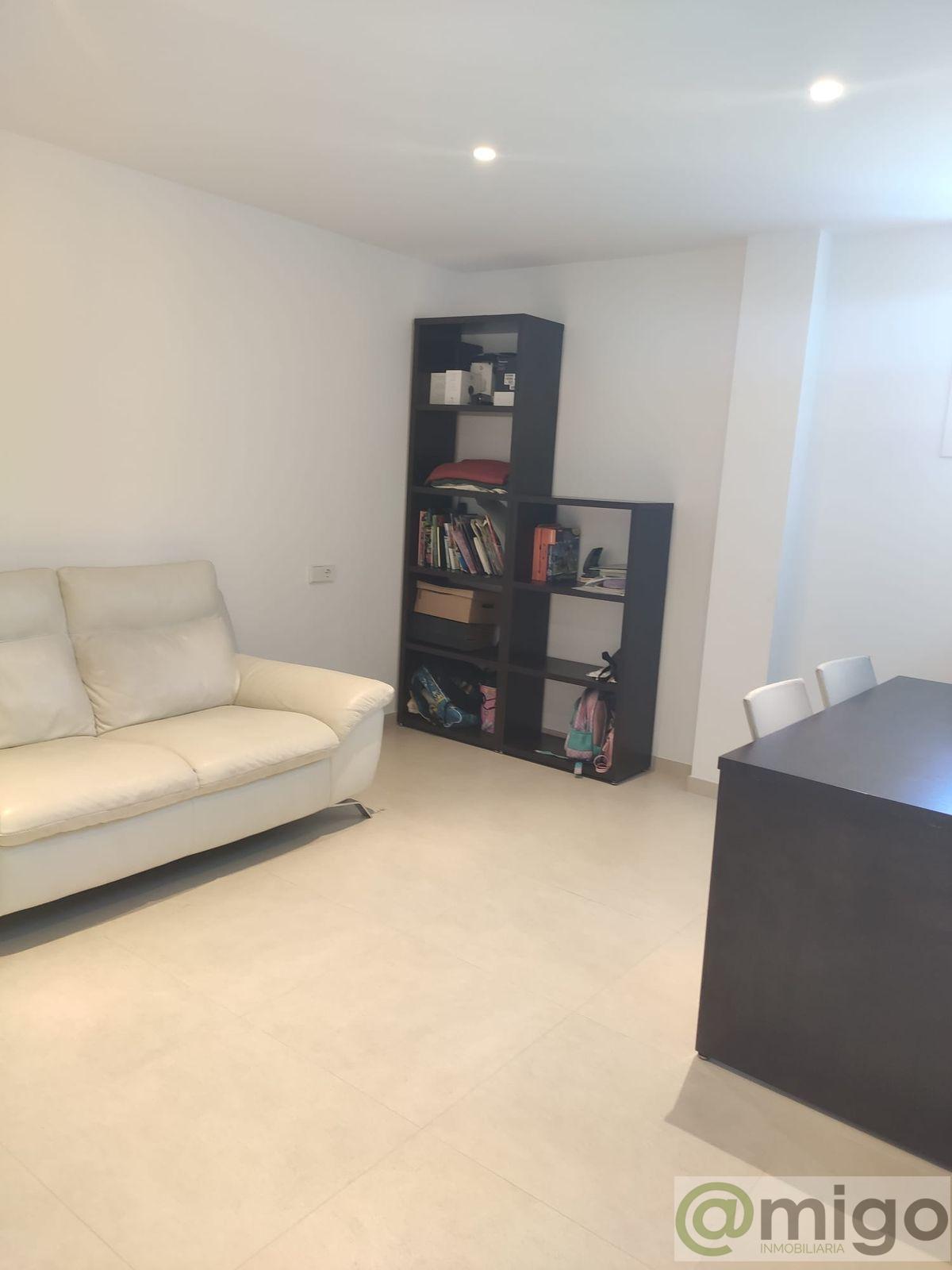 For sale of villa in Estepona