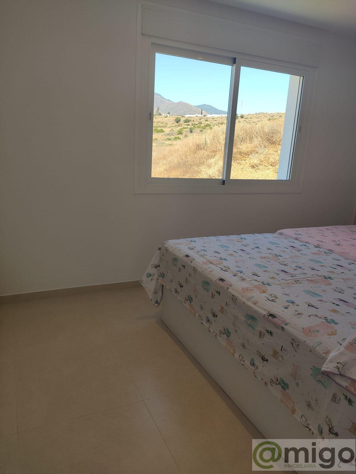 For sale of villa in Estepona